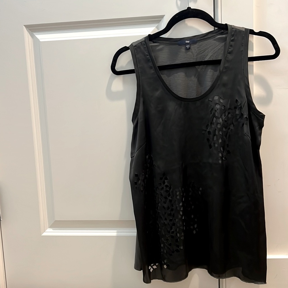 Small Gap Tank